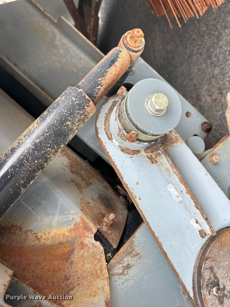 image for item EL0021 2001 Eljin Pelican series S street sweeper