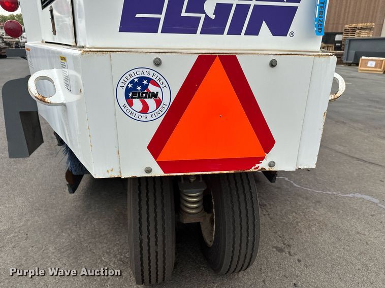 image for item EL0021 2001 Eljin Pelican series S street sweeper
