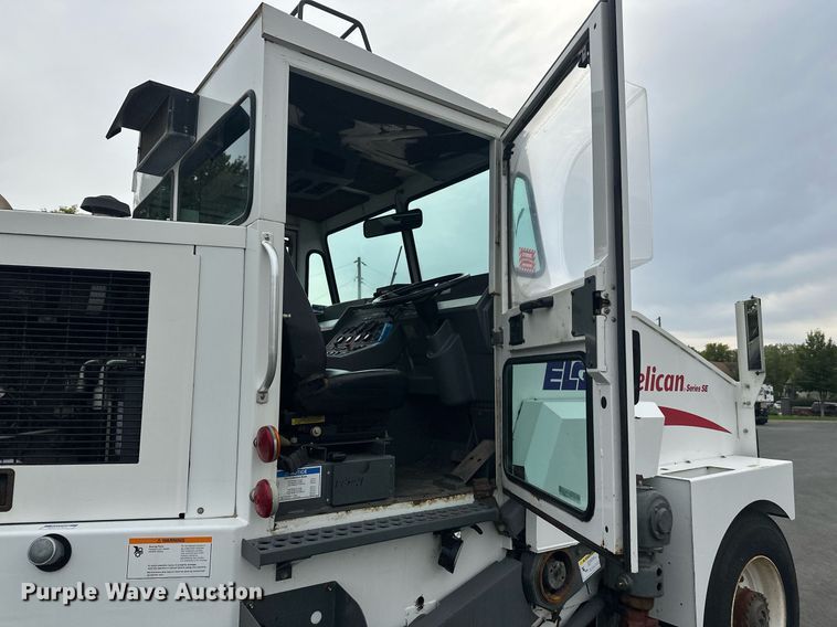 image for item EL0021 2001 Eljin Pelican series S street sweeper