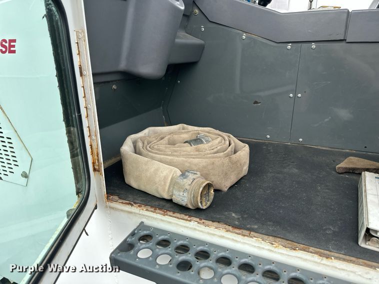 image for item EL0021 2001 Eljin Pelican series S street sweeper