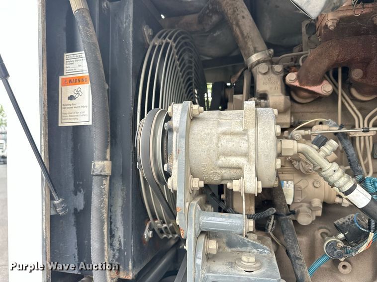 image for item EL0021 2001 Eljin Pelican series S street sweeper