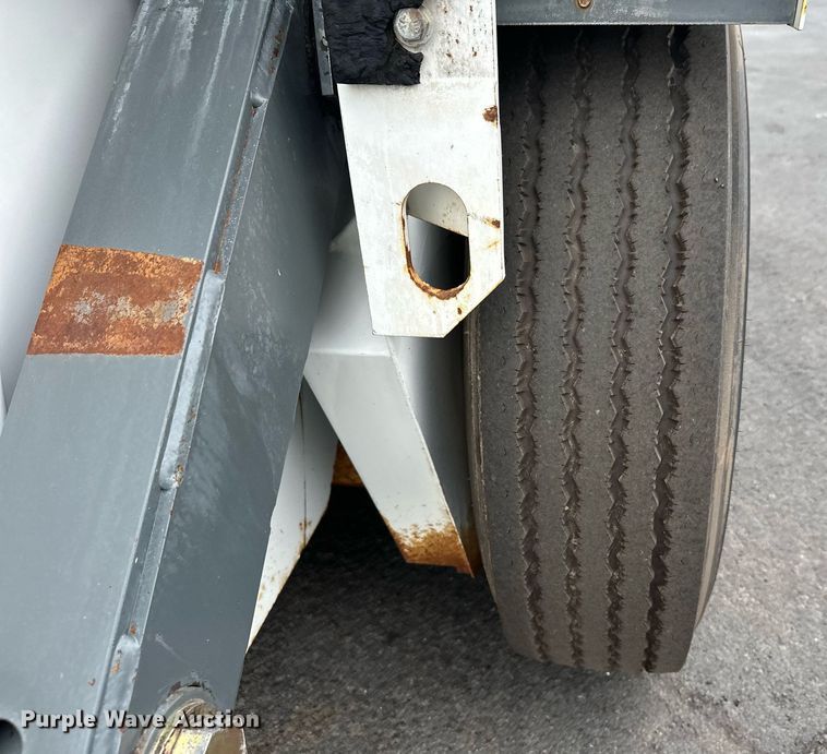 image for item EL0021 2001 Eljin Pelican series S street sweeper