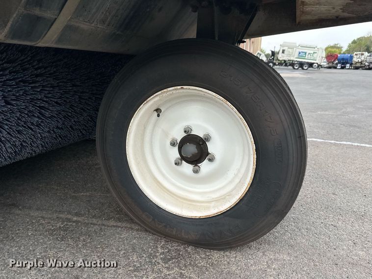 image for item EL0021 2001 Eljin Pelican series S street sweeper