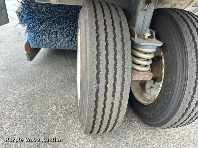 image for item EL0021 2001 Eljin Pelican series S street sweeper