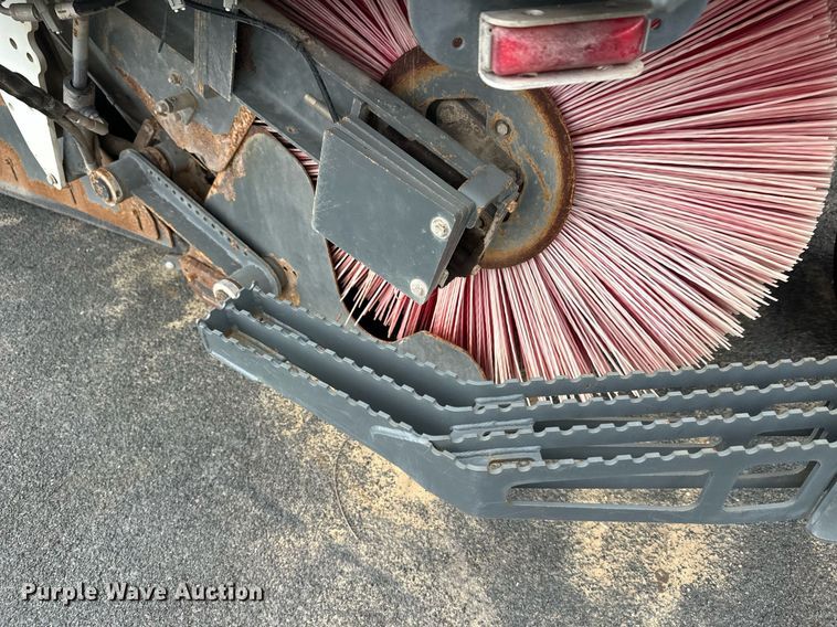 image for item EL0022 2010 Eljin Pelican street sweeper