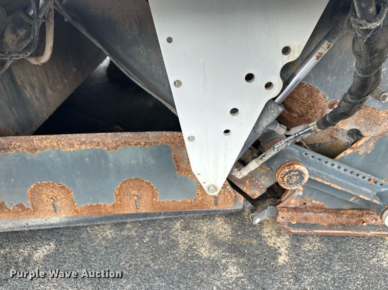 image for item EL0022 2010 Eljin Pelican street sweeper