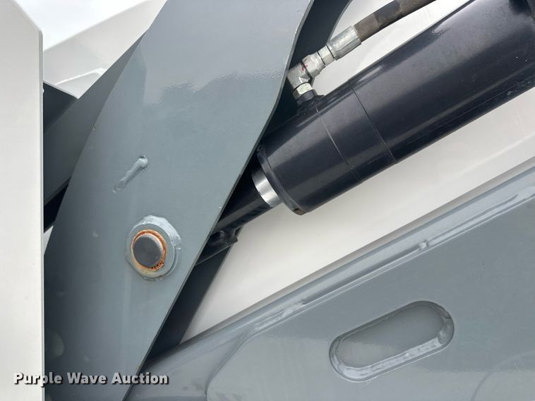 image for item EL0022 2010 Eljin Pelican street sweeper