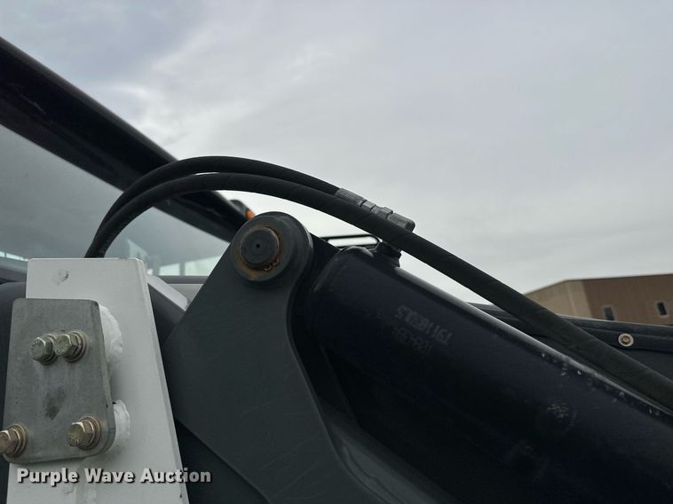 image for item EL0022 2010 Eljin Pelican street sweeper