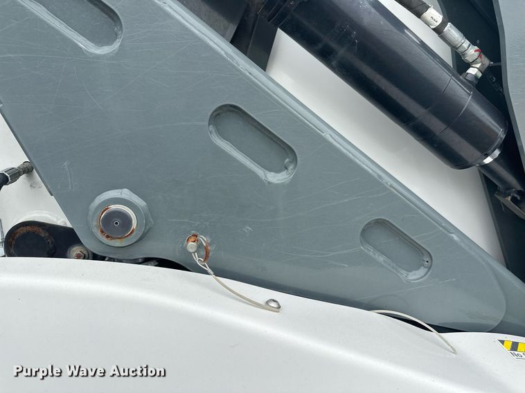 image for item EL0022 2010 Eljin Pelican street sweeper