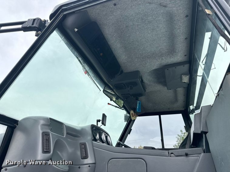 image for item EL0022 2010 Eljin Pelican street sweeper