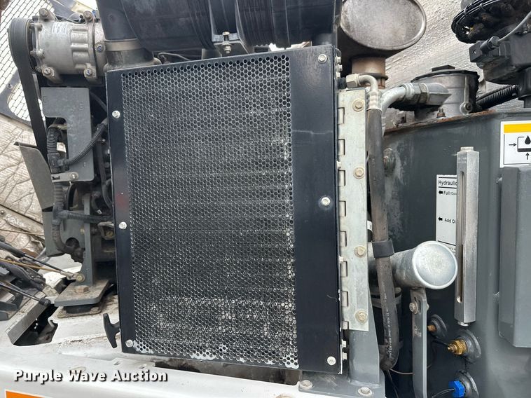 image for item EL0022 2010 Eljin Pelican street sweeper