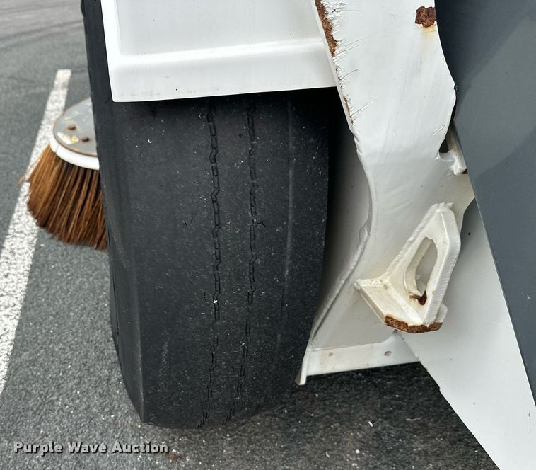 image for item EL0022 2010 Eljin Pelican street sweeper