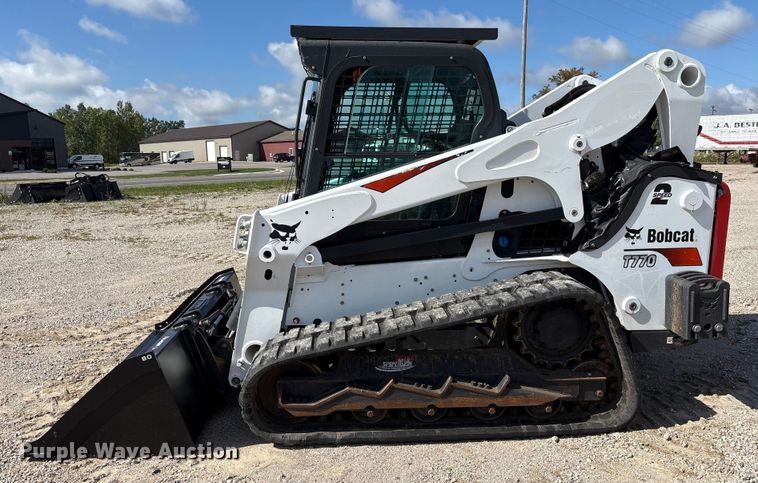 image for item EM6046 2018 Bobcat T770 tracked skid steer loader
