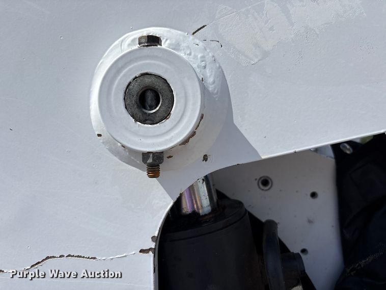 image for item EM6046 2018 Bobcat T770 tracked skid steer loader