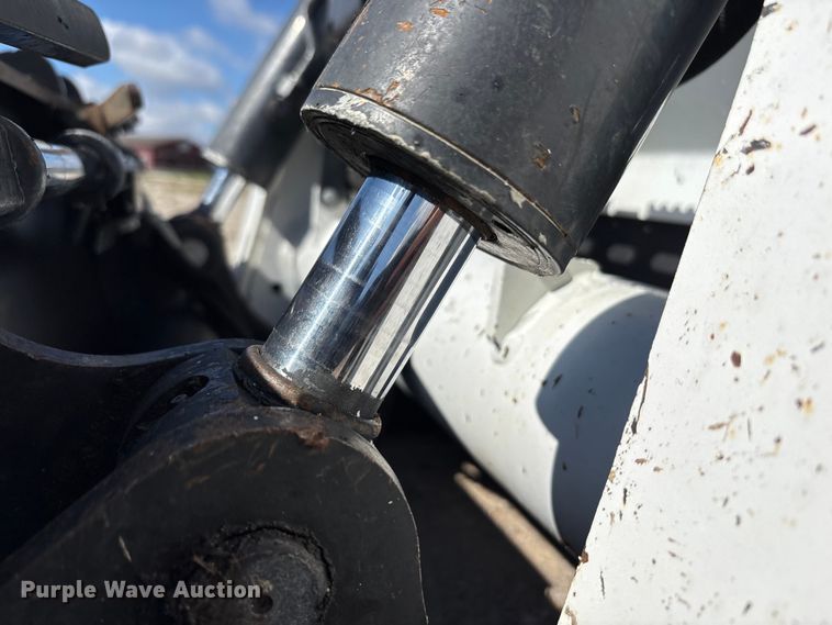 image for item EM6046 2018 Bobcat T770 tracked skid steer loader