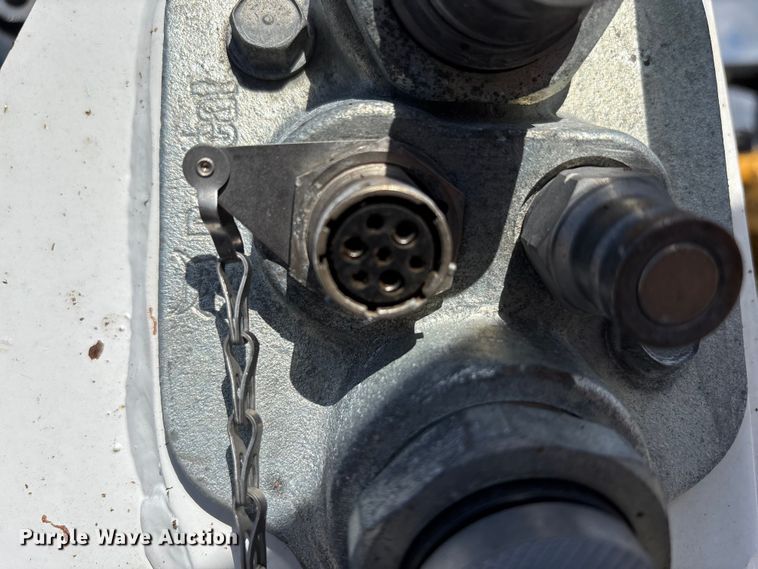 image for item EM6046 2018 Bobcat T770 tracked skid steer loader