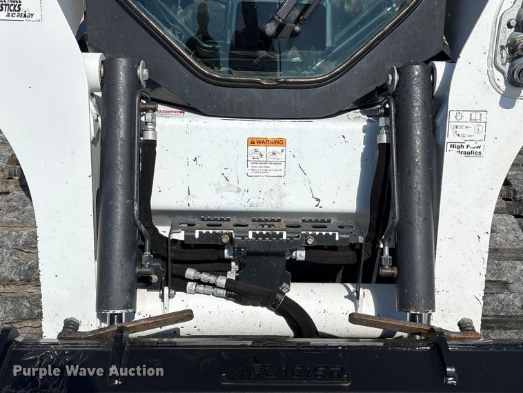 image for item EM6046 2018 Bobcat T770 tracked skid steer loader