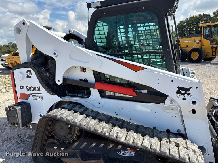 image for item EM6046 2018 Bobcat T770 tracked skid steer loader
