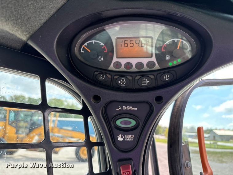 image for item EM6046 2018 Bobcat T770 tracked skid steer loader