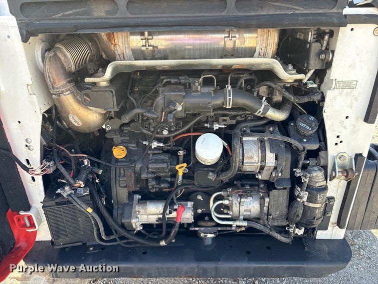 image for item EM6046 2018 Bobcat T770 tracked skid steer loader