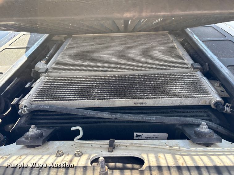 image for item EM6046 2018 Bobcat T770 tracked skid steer loader