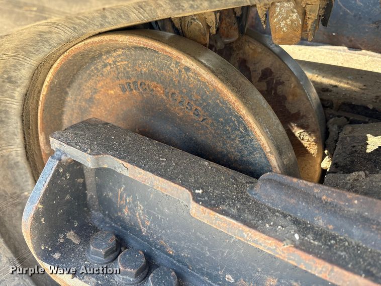 image for item EM6046 2018 Bobcat T770 tracked skid steer loader