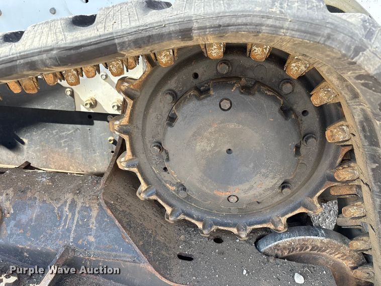 image for item EM6046 2018 Bobcat T770 tracked skid steer loader