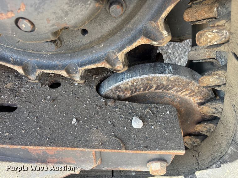 image for item EM6046 2018 Bobcat T770 tracked skid steer loader