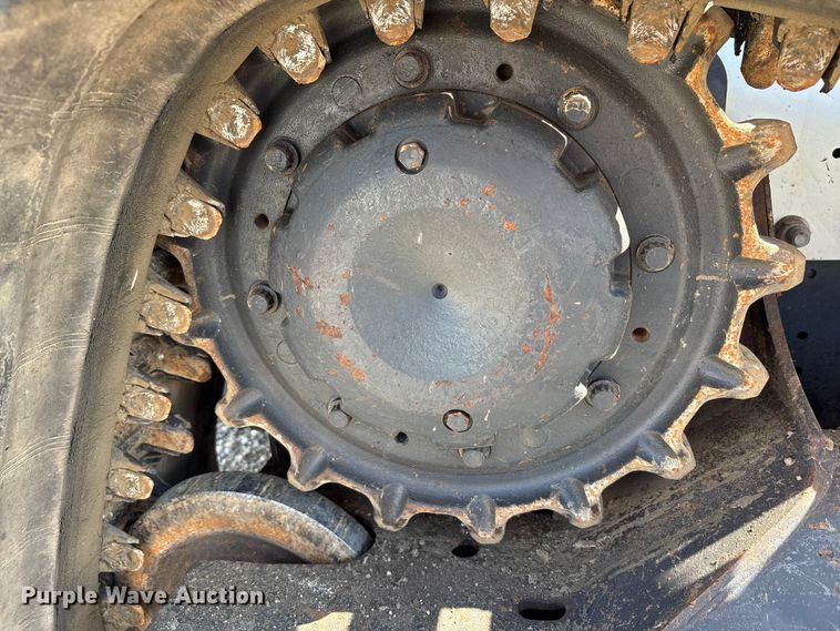 image for item EM6046 2018 Bobcat T770 tracked skid steer loader