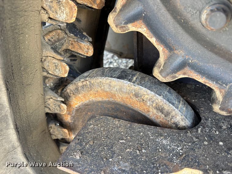 image for item EM6046 2018 Bobcat T770 tracked skid steer loader