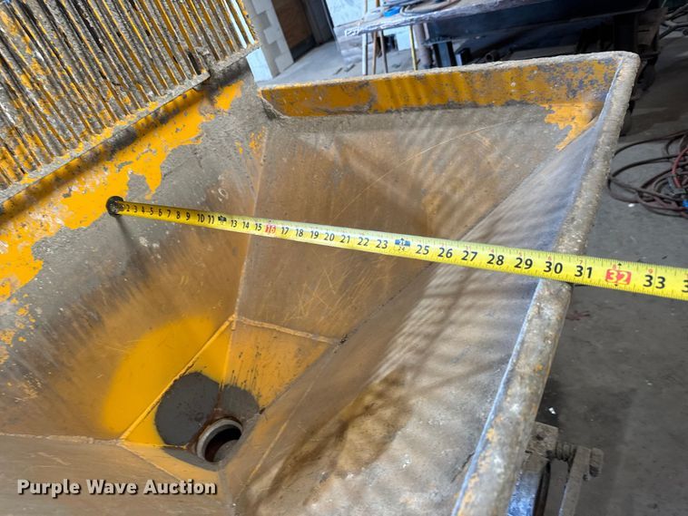 image for item EM8148 Multiquip Mayco C-30HDGA concrete pump