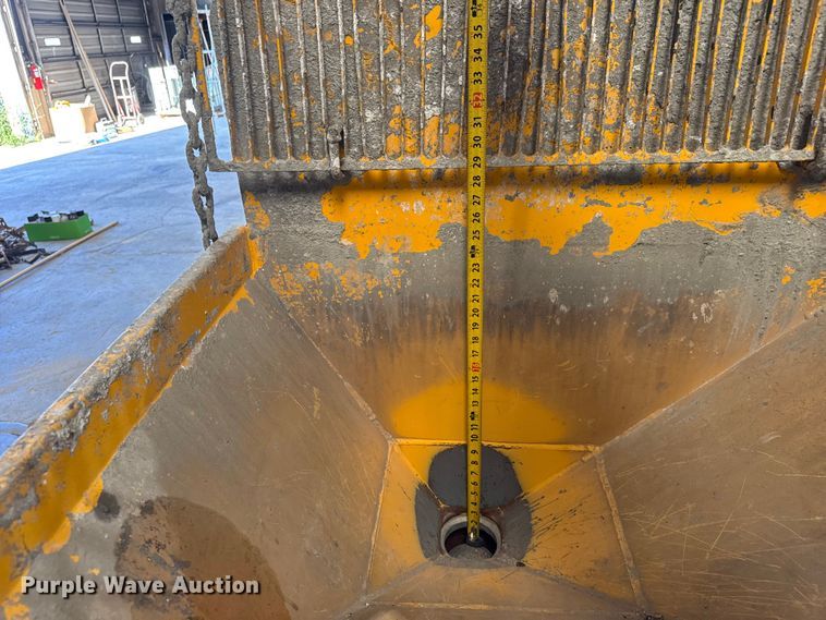 image for item EM8148 Multiquip Mayco C-30HDGA concrete pump