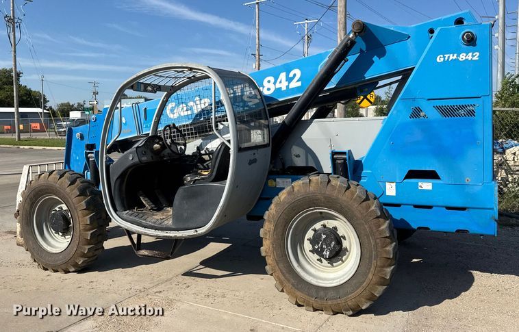 image for item EM8149 2007 Genie GTH-842 telehandler
