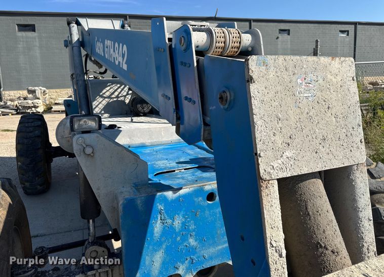 image for item EM8149 2007 Genie GTH-842 telehandler