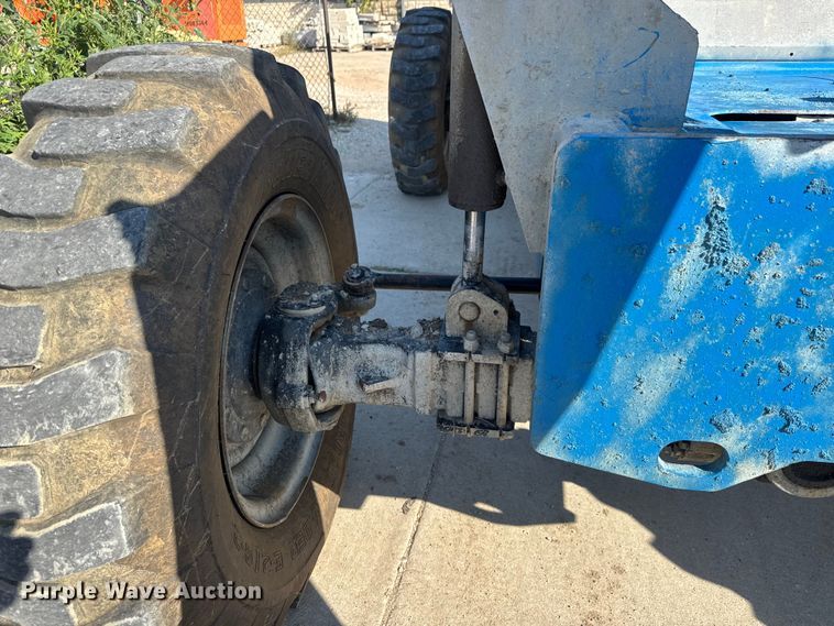 image for item EM8149 2007 Genie GTH-842 telehandler
