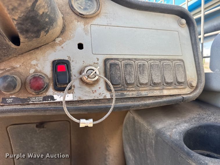 image for item EM8149 2007 Genie GTH-842 telehandler