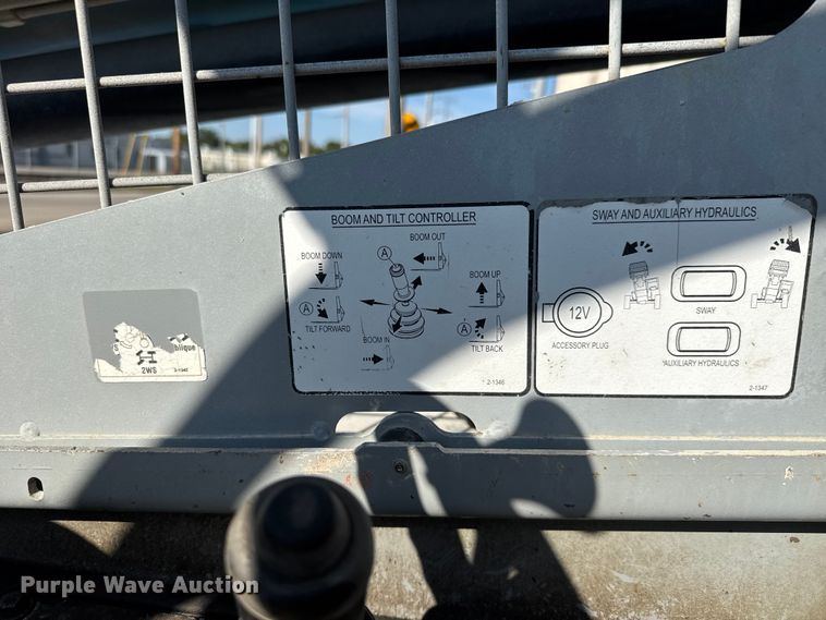 image for item EM8149 2007 Genie GTH-842 telehandler