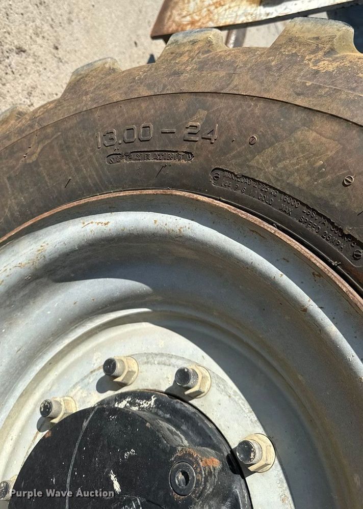 image for item EM8149 2007 Genie GTH-842 telehandler