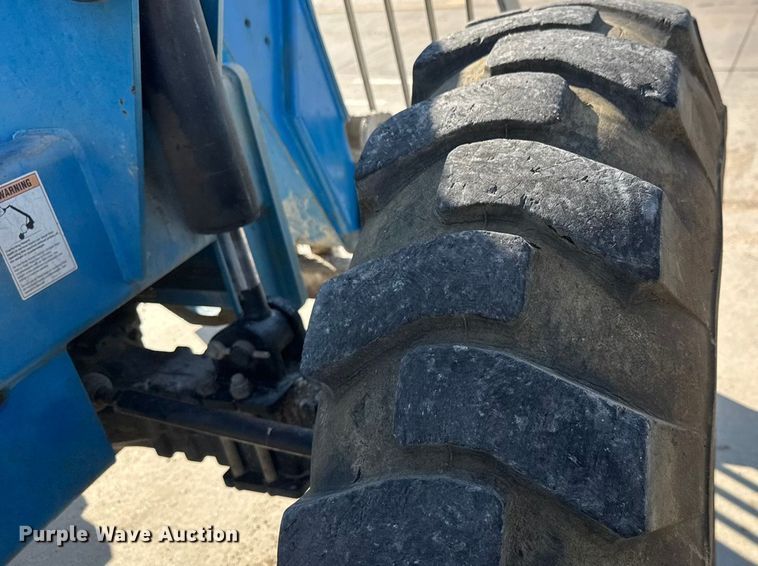 image for item EM8149 2007 Genie GTH-842 telehandler