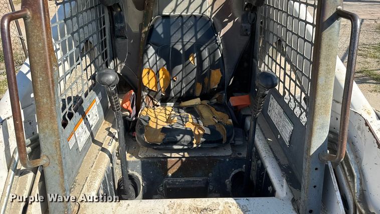 image for item EM8150 2009 Bobcat S175 skid steer loader