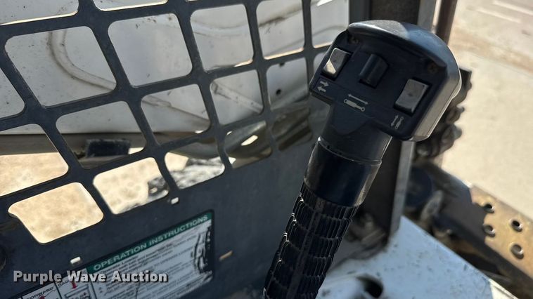 image for item EM8150 2009 Bobcat S175 skid steer loader