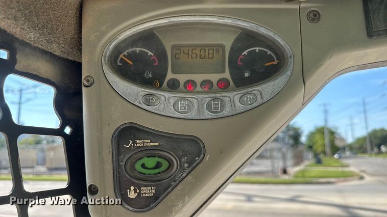 image for item EM8150 2009 Bobcat S175 skid steer loader