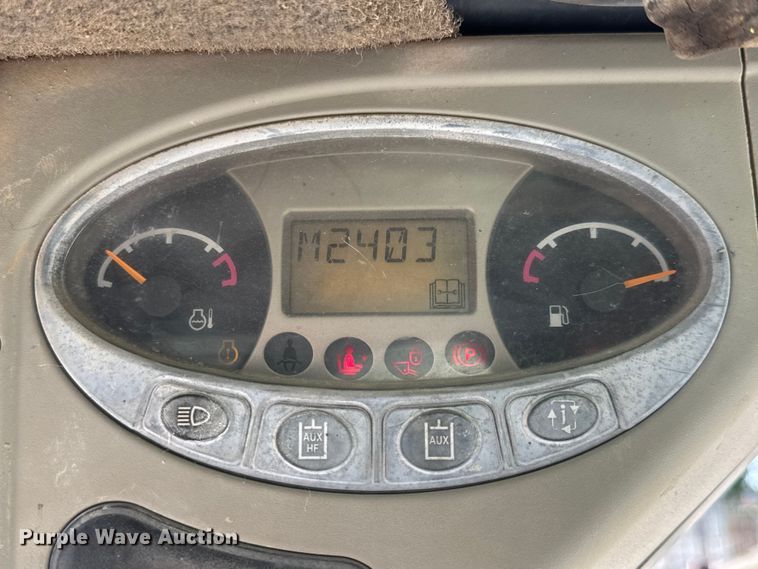 image for item EM8150 2009 Bobcat S175 skid steer loader