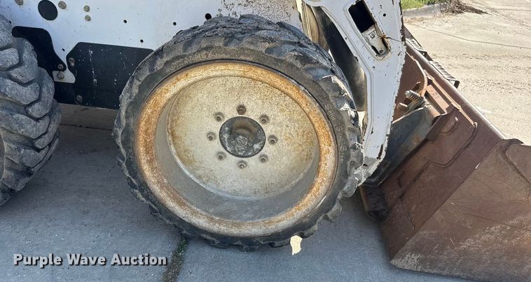 image for item EM8150 2009 Bobcat S175 skid steer loader