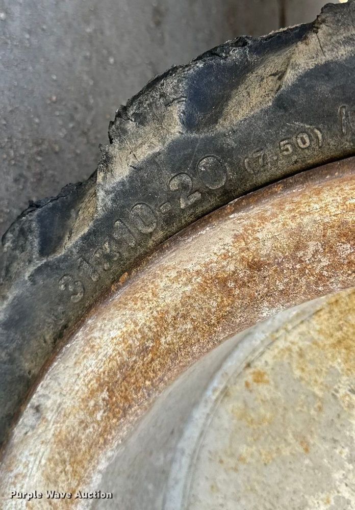 image for item EM8150 2009 Bobcat S175 skid steer loader