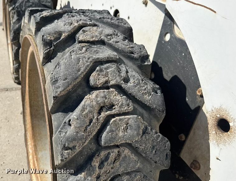 image for item EM8150 2009 Bobcat S175 skid steer loader