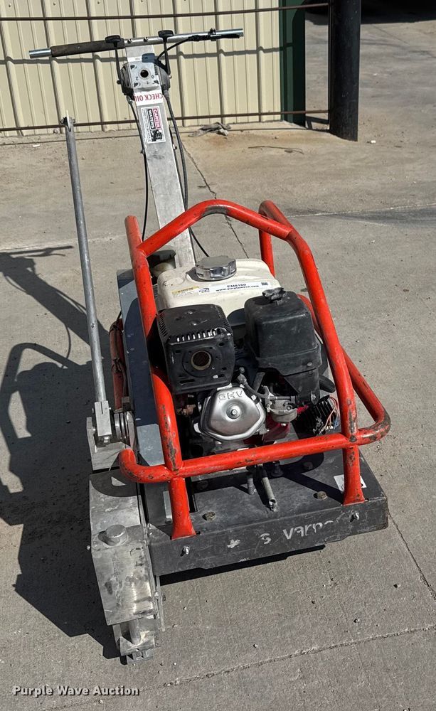 image for item EM8160 2015 Husqvarna Soff-Cut 2000E concrete saw