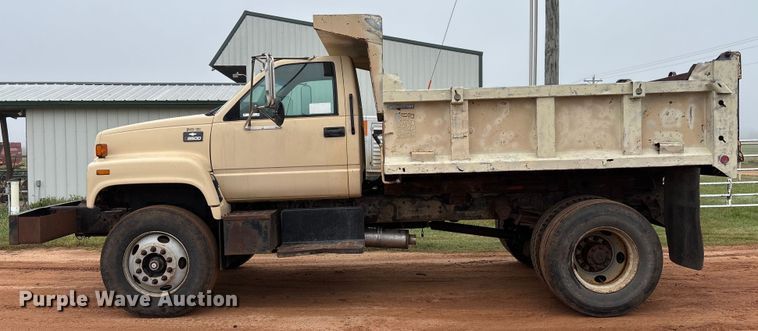 image for item EM8192 1999 Chevrolet C7500 dump truck