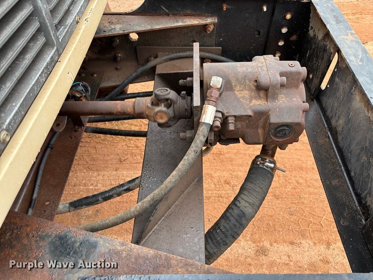 image for item EM8192 1999 Chevrolet C7500 dump truck