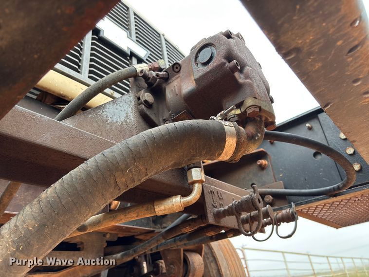 image for item EM8192 1999 Chevrolet C7500 dump truck